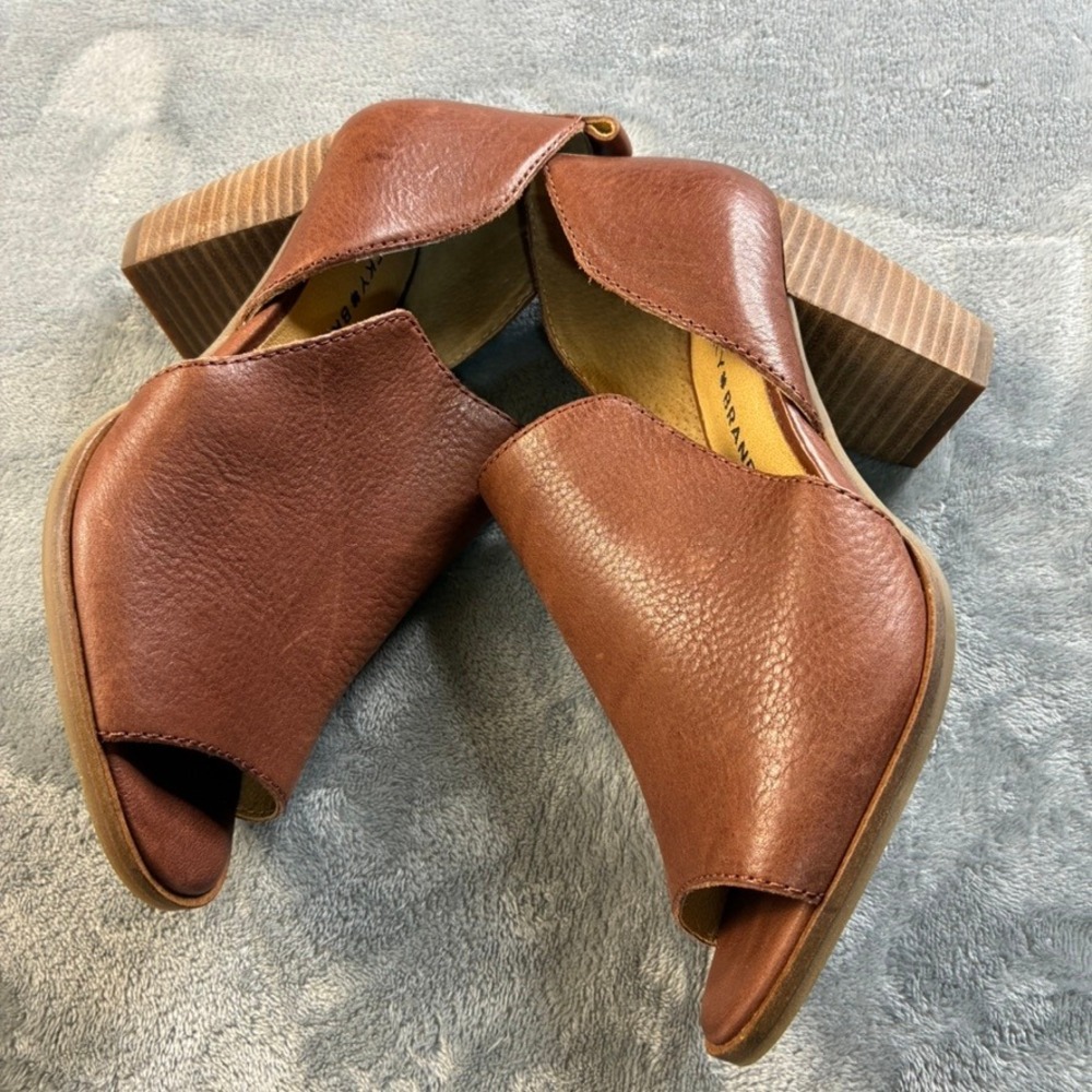 Lucky Brand Junai Brown Leather Peep Toe Cutout 3" Block Heel Booties Size 7M - Picture 12 of 16